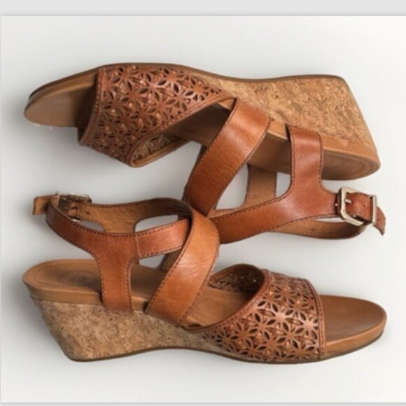 (9) NUTURE Harrpper Decorative LEATHER Sandals w/ 2.5" Cork Wedge Heels - Picture 3 of 8